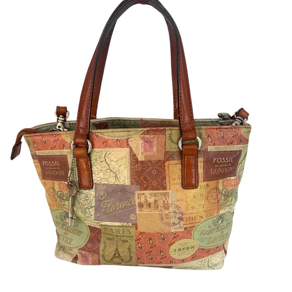 Y2K Fossil "Vos Photos de London" leather handbag neutral 12x11in travel charm